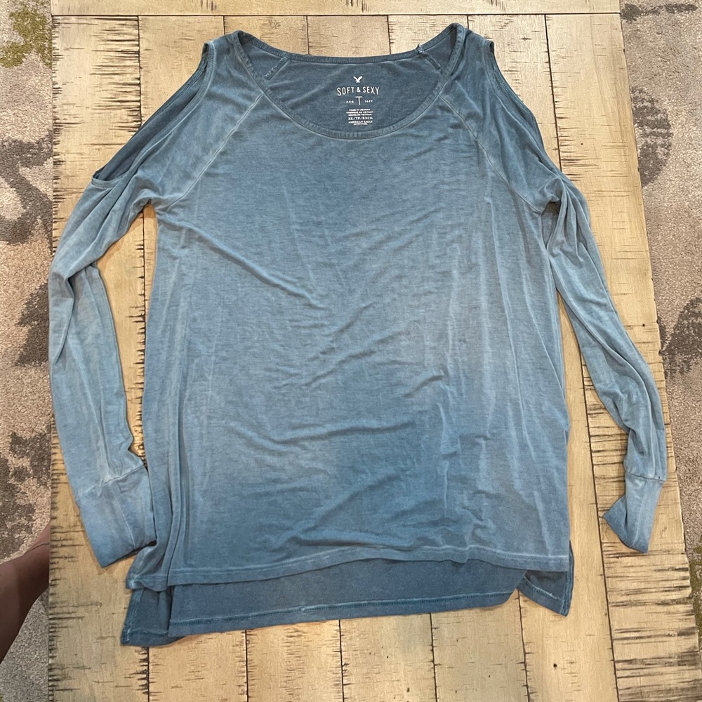 American Eagle shirt.